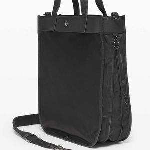 Lululemon Now and Always 15L tote